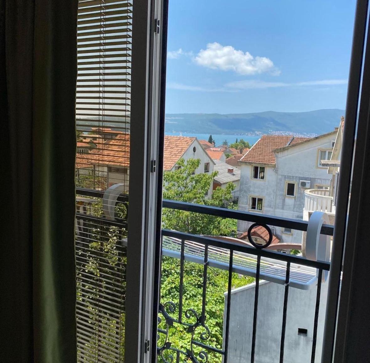 Apartments M&T Tivat Extérieur photo